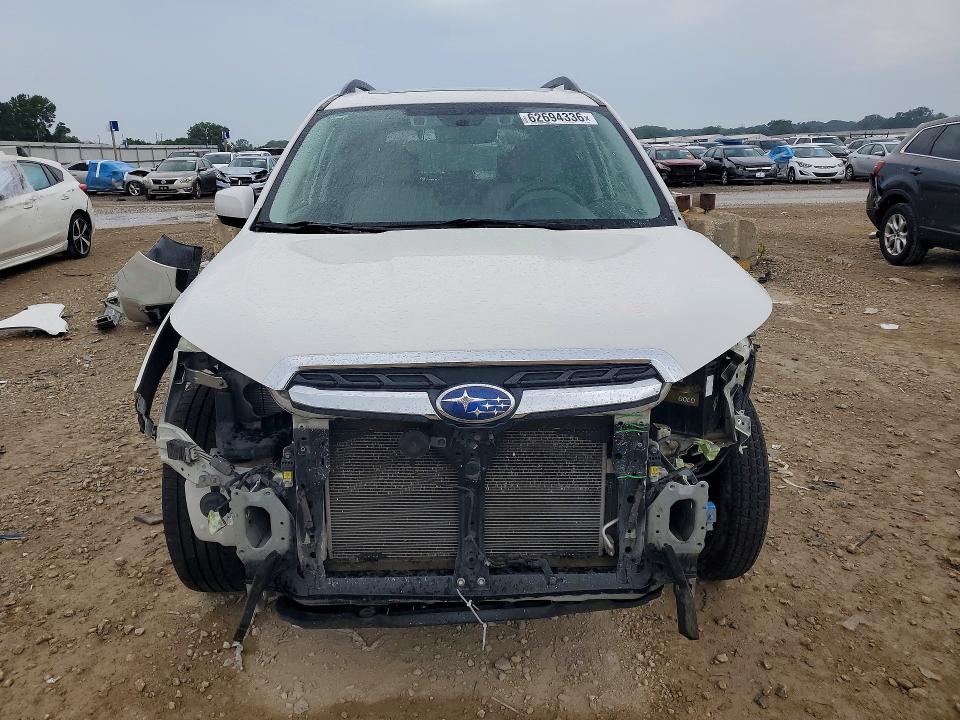 Photo 5 from auction – 2017 SUBARU FORESTER with VIN JF2SJAGC6HH546960