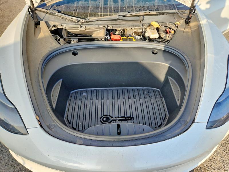 Photo 11 from auction – 2022 TESLA MODEL 3 with VIN 5YJ3E1EA7NF124510