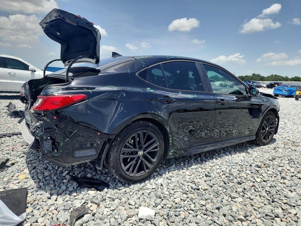 Photo 3 from auction – 2026 TOYOTA CAMRY with VIN 4T1DAACK1TU686513