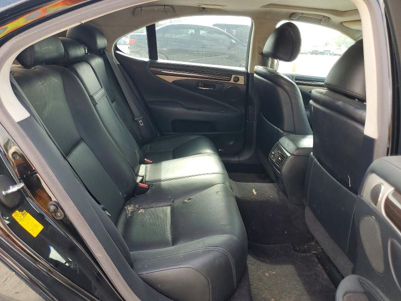 Photo 10 from auction – 2013 LEXUS LS with VIN JTHBL5EF8D5119836
