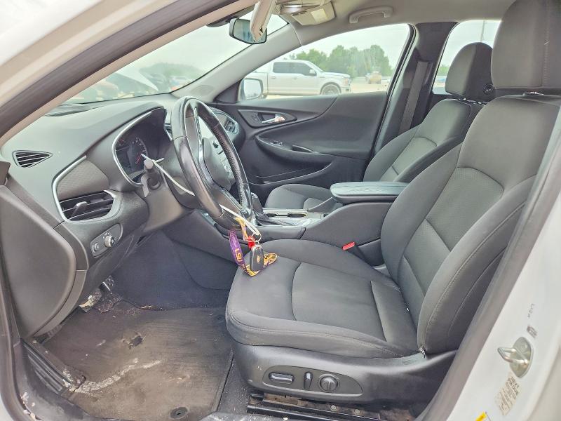 Photo 7 from auction – 2016 CHEVROLET MALIBU with VIN 1G1ZE5ST5GF302364