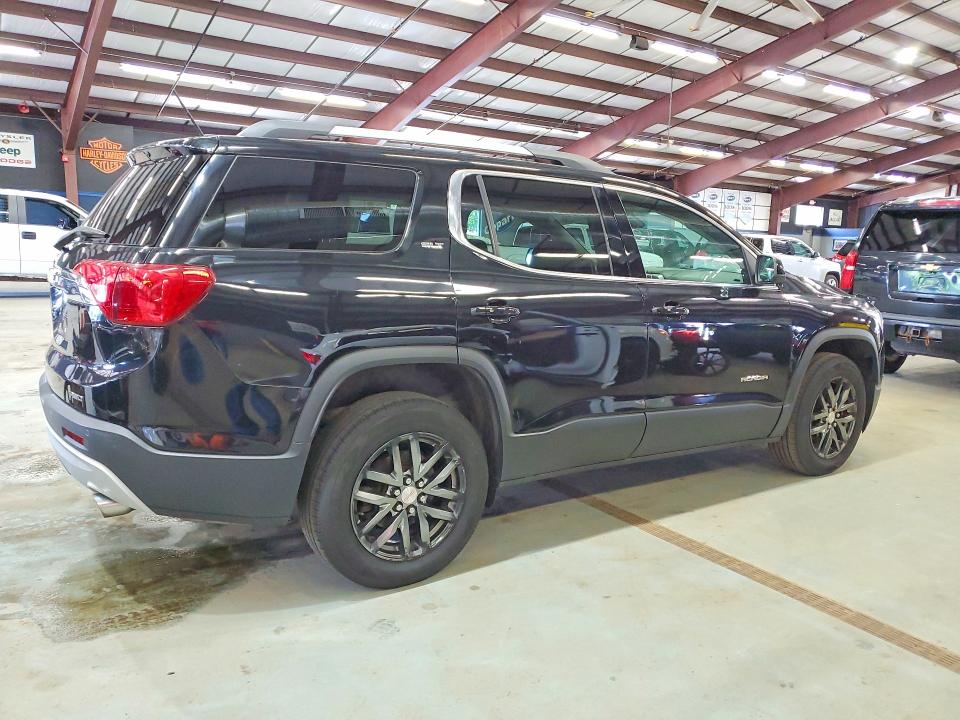 Photo 3 from auction – 2017 GMC ACADIA with VIN 1GKKNULS5HZ227369