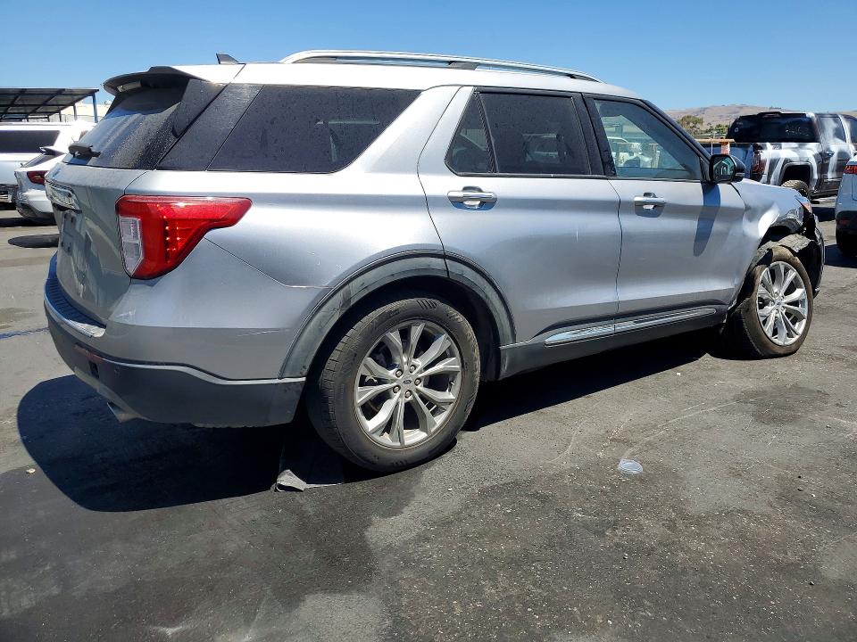 Photo 3 from auction – 2021 FORD EXPLORER with VIN 1FMSK7FH6MGB36540