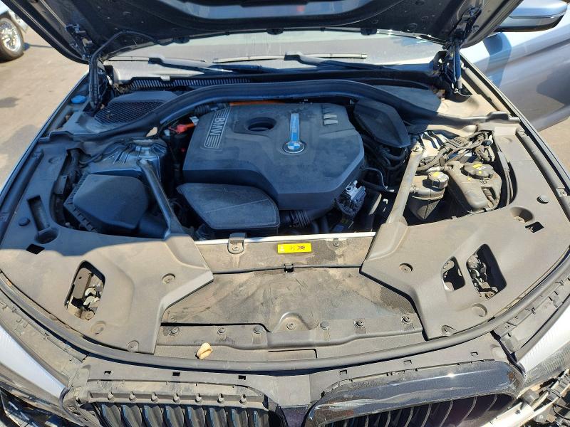 Photo 11 from auction – 2018 BMW 530E with VIN WBAJA9C57JG622906