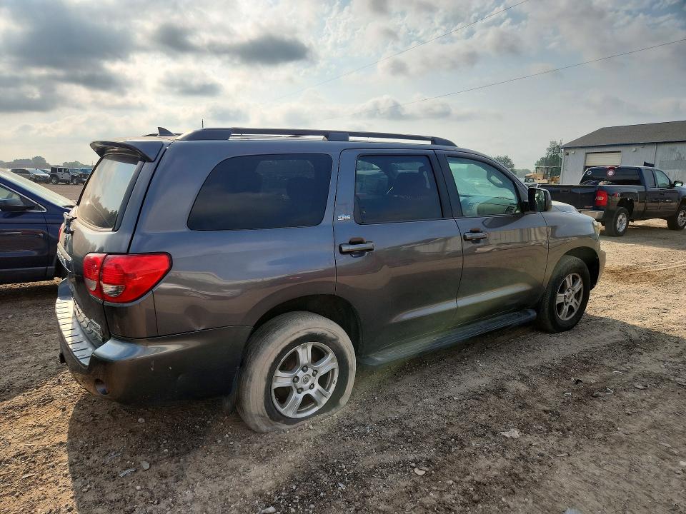 Photo 3 from auction – 2011 TOYOTA SEQUOIA with VIN 5TDBW5G14BS047972