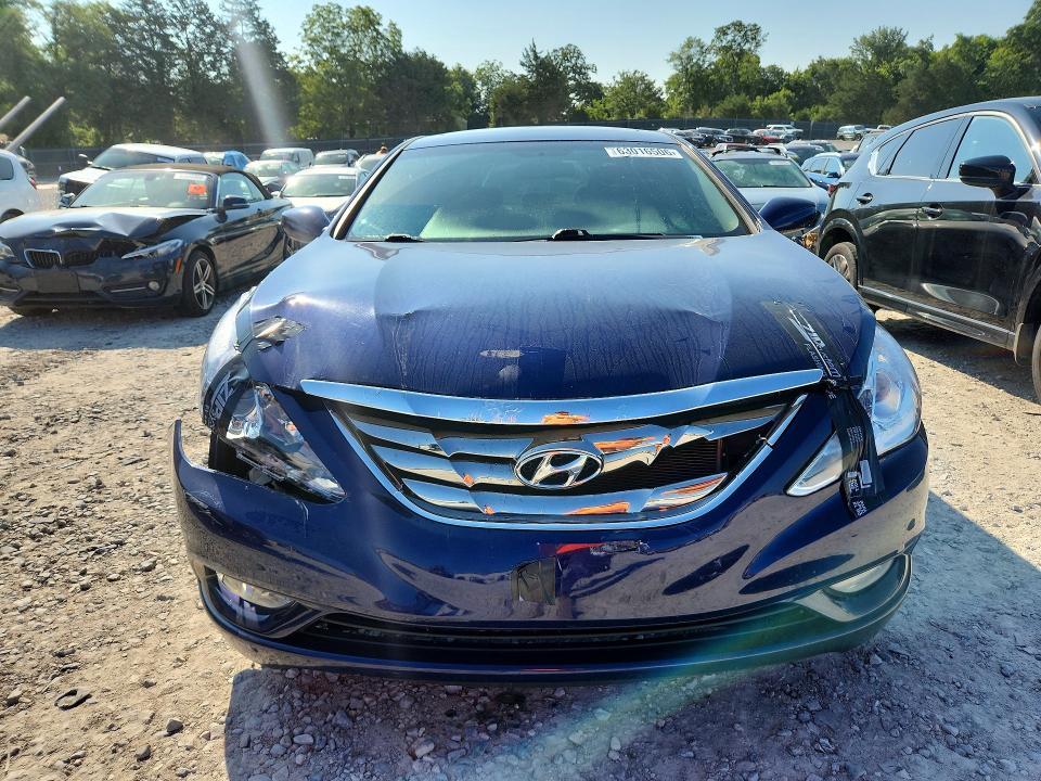 Photo 5 from auction – 2011 HYUNDAI SONATA with VIN 5NPEC4AC1BH250804