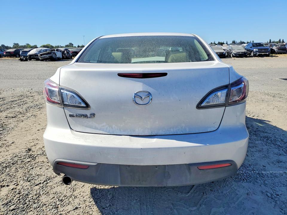 Photo 6 from auction – 2010 MAZDA 3 with VIN JM1BL1SG9A1338220
