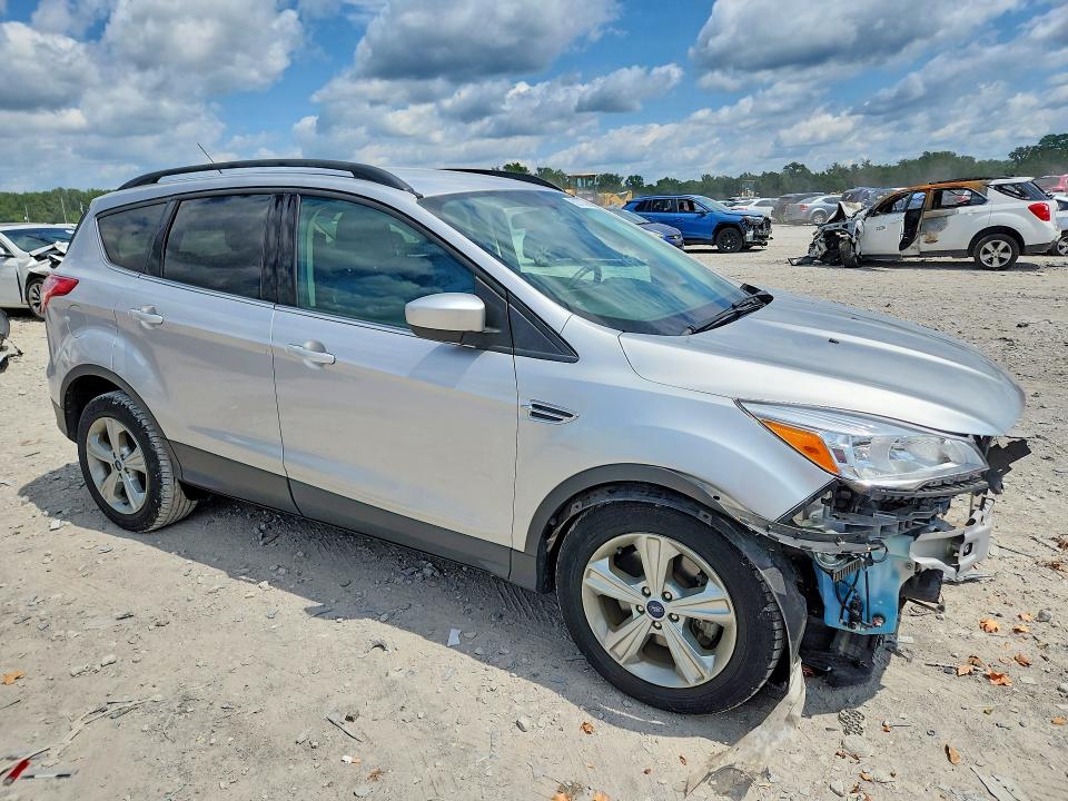 Photo 4 from auction – 2015 FORD ESCAPE with VIN 1FMCU0G93FUC23801