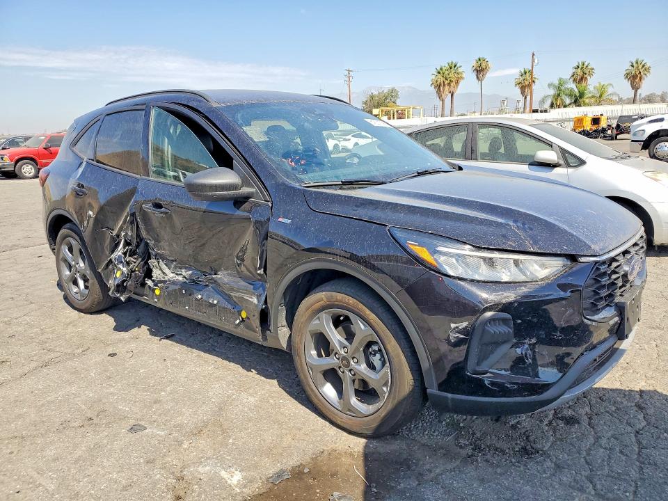 Photo 4 from auction – 2025 FORD ESCAPE with VIN 1FMCU0MN2SUA10110