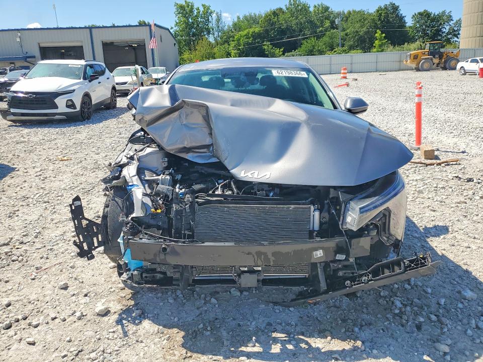 Photo 5 from auction – 2025 KIA K4 with VIN 3KPFT4DEXSE249673