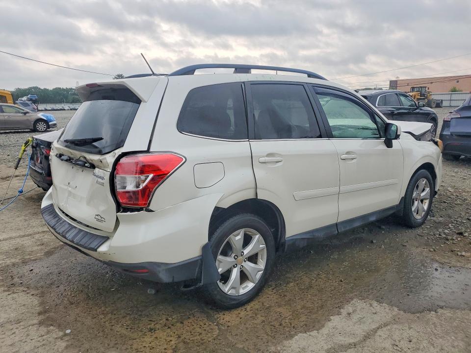 Photo 3 from auction – 2014 SUBARU FORESTER with VIN JF2SJAHC7EH441824
