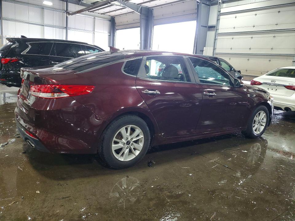 Photo 3 from auction – 2016 KIA OPTIMA with VIN 5XXGT4L32GG098282