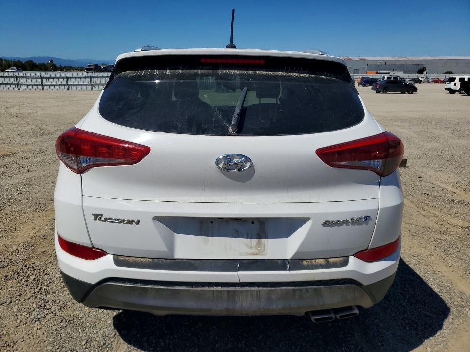Photo 6 from auction – 2016 HYUNDAI TUCSON with VIN KM8J33A25GU028632