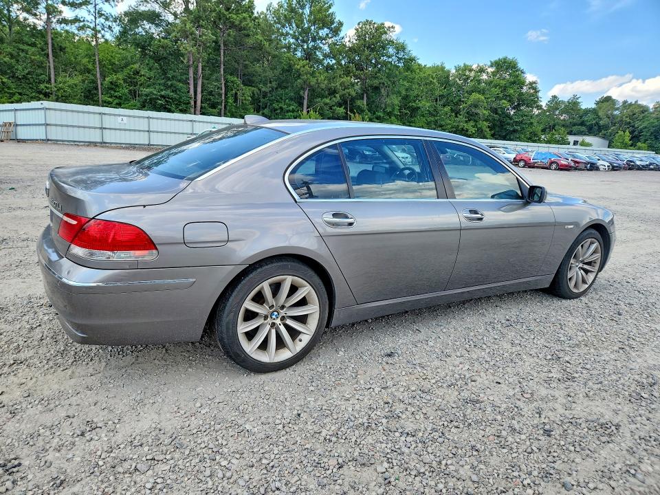 Photo 3 from auction – 2008 BMW 750 with VIN WBAHN83568DT84068