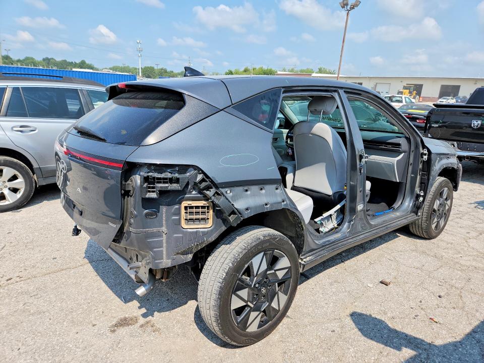 Photo 3 from auction – 2024 HYUNDAI KONA with VIN KM8HCCAB2RU151256