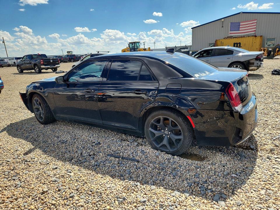 Photo 2 from auction – 2021 CHRYSLER 300 with VIN 2C3CCAAG5MH558406