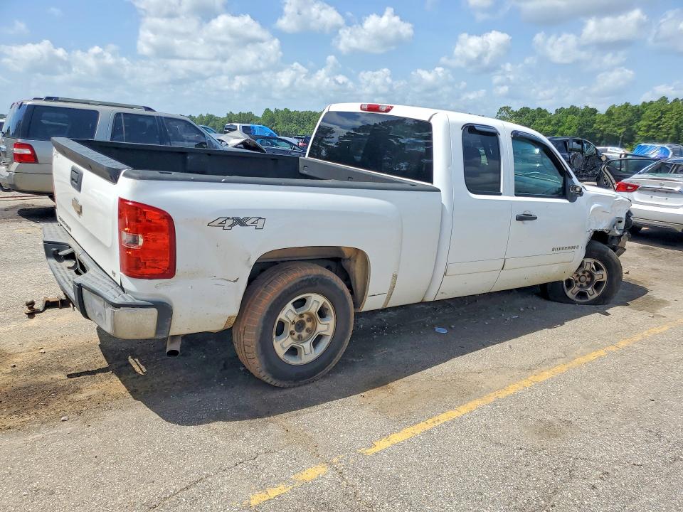 Zdjęcie 3 z aukcji – 2008 CHEVROLET SILVERADO z VIN 2GCEK19J581292763