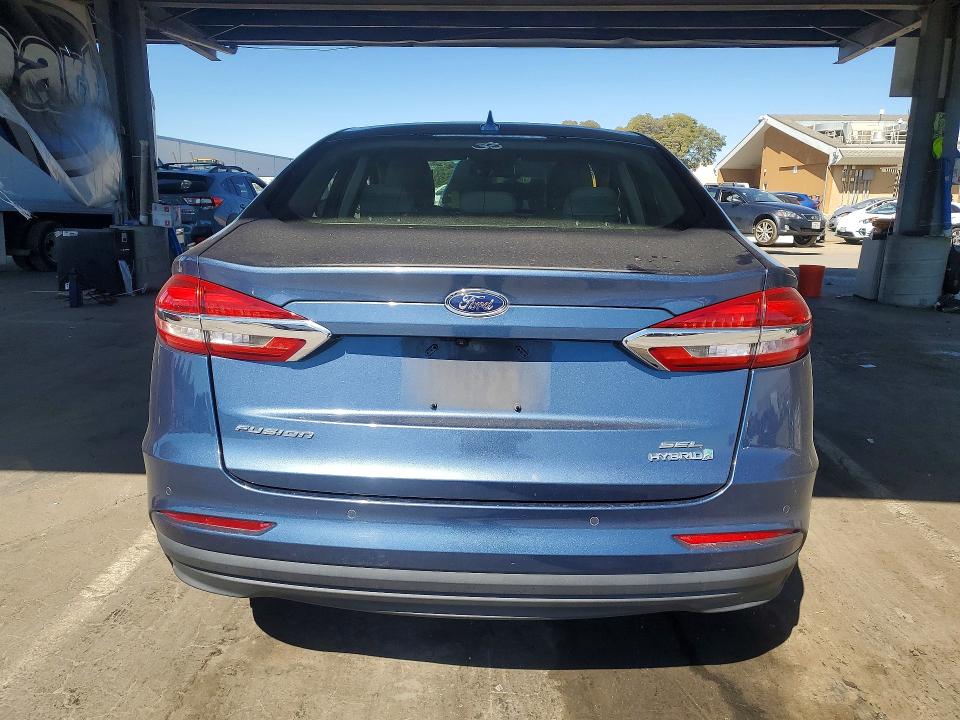 Photo 6 from auction – 2019 FORD FUSION with VIN 3FA6P0MU9KR135666