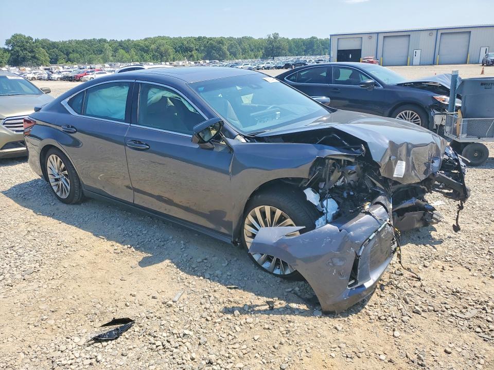 Photo 4 from auction – 2023 LEXUS ES 300H with VIN 58AFA1C15PU029924