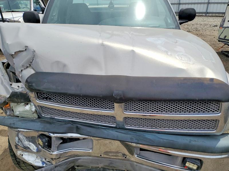 Photo 11 from auction – 2000 DODGE RAM 2500 with VIN 3B7KF2369YG140400