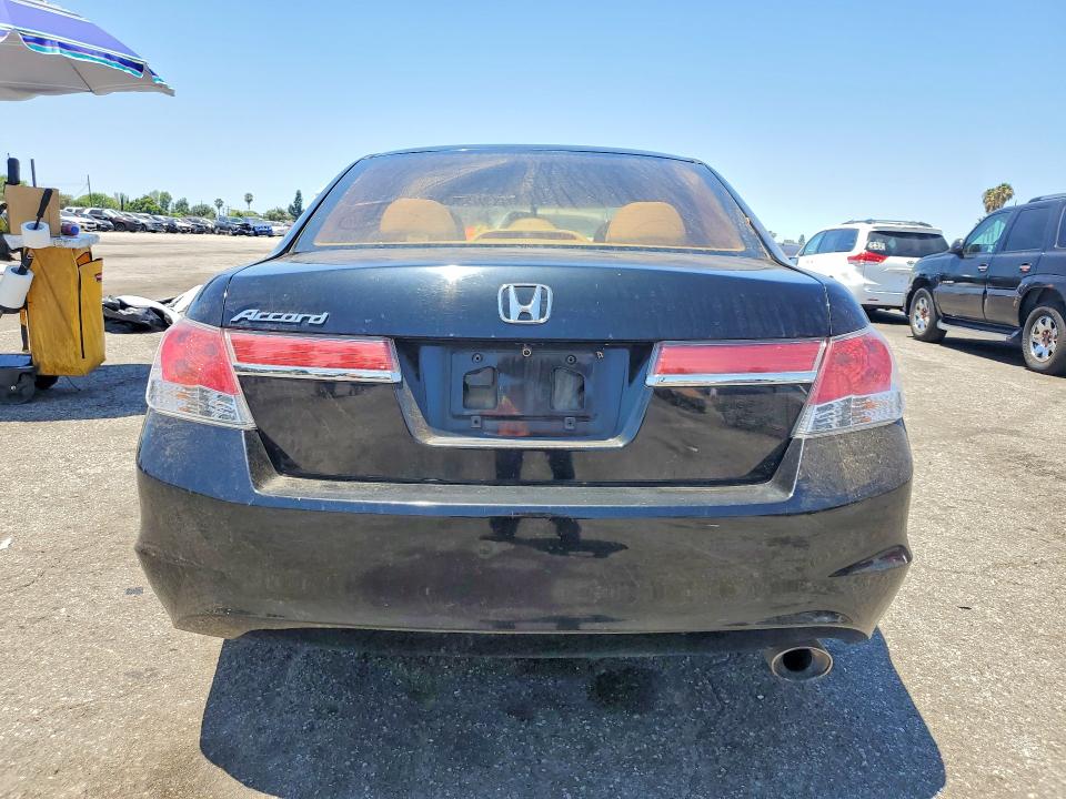 Photo 6 from auction – 2011 HONDA ACCORD with VIN 1HGCP2F32BA106227