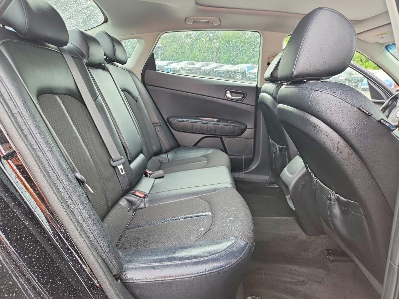 Photo 10 from auction – 2018 KIA OPTIMA with VIN 5XXGT4L39JG253742