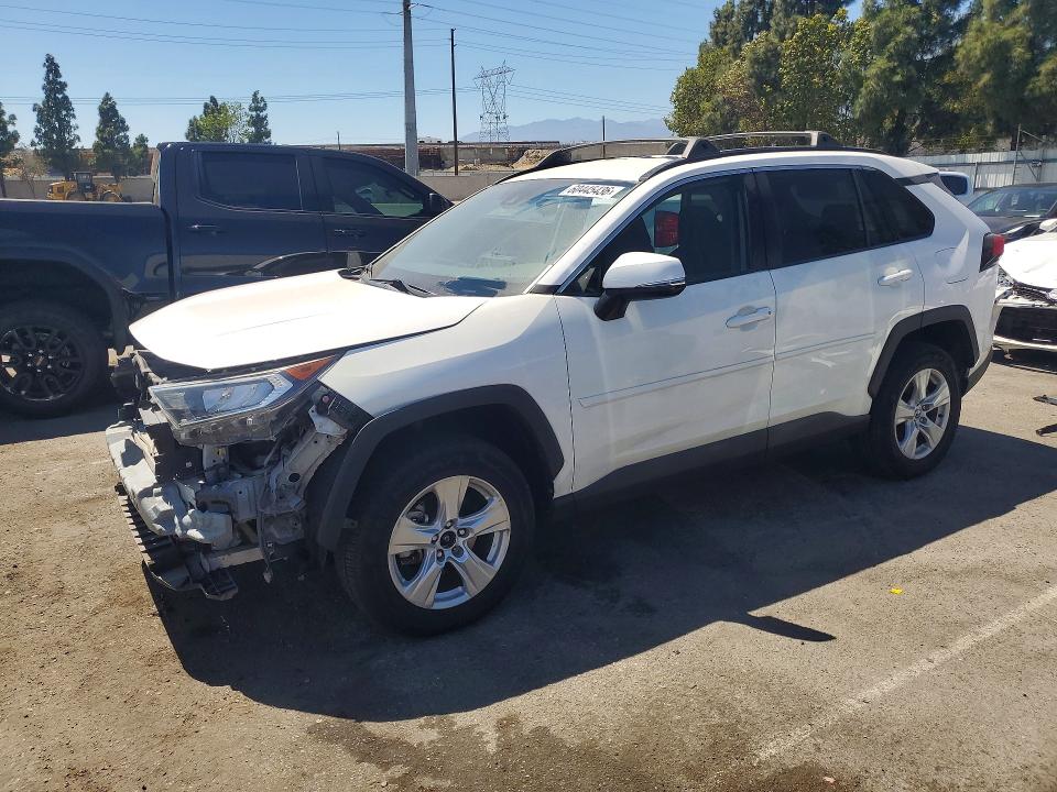 TOYOTA RAV4 2020 with VIN 2T3W1RFV2LC061995 - Photo from auction