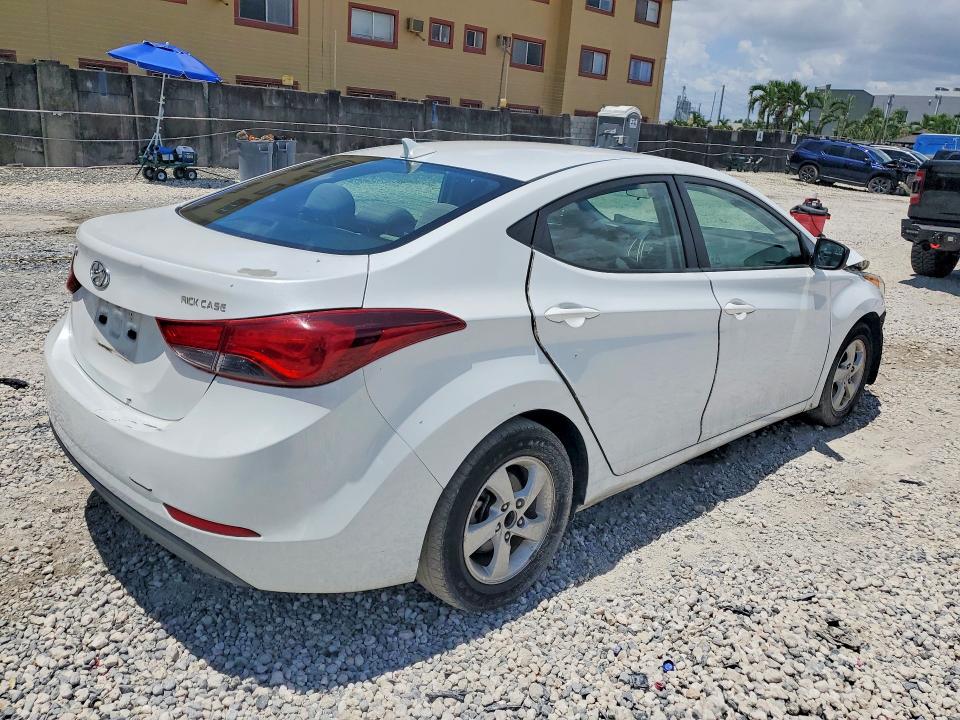 Photo 3 from auction – 2015 HYUNDAI ELANTRA with VIN 5NPDH4AE5FH647579