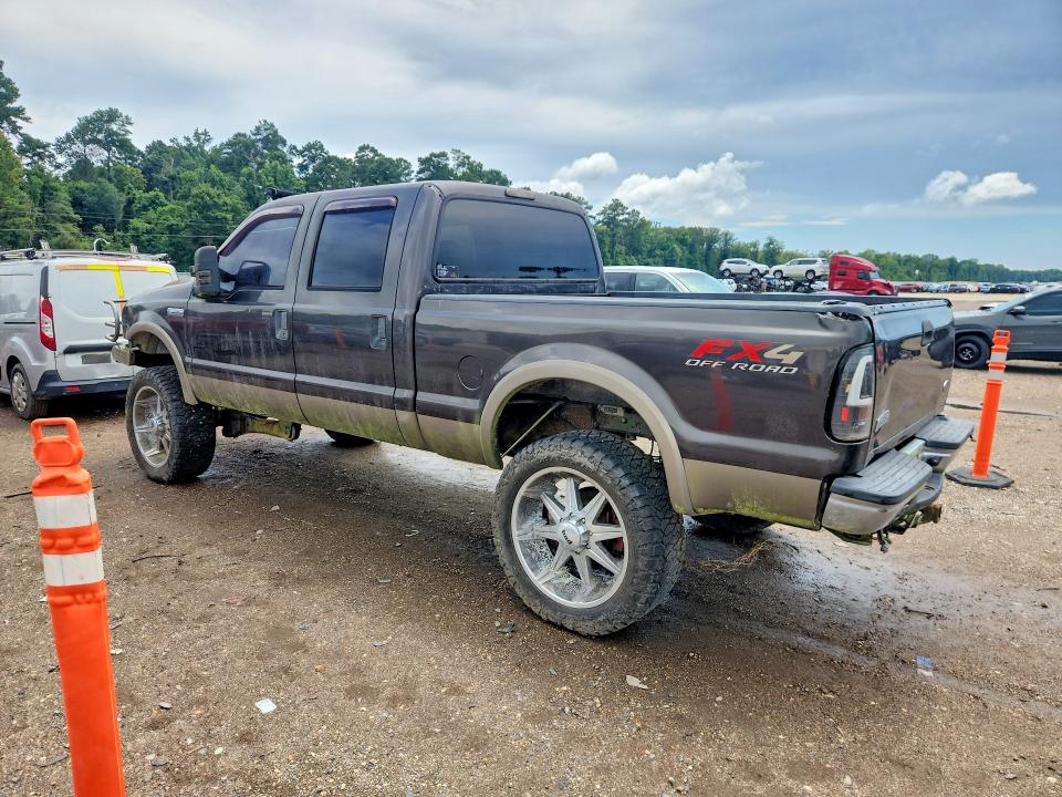 Photo 2 from auction – 2007 FORD F250 with VIN 1FTSW21P07EA40655