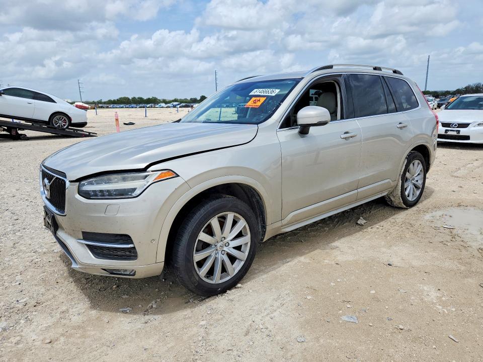VOLVO XC90 2016 with VIN YV4A22PK0G1038685 - Photo from auction