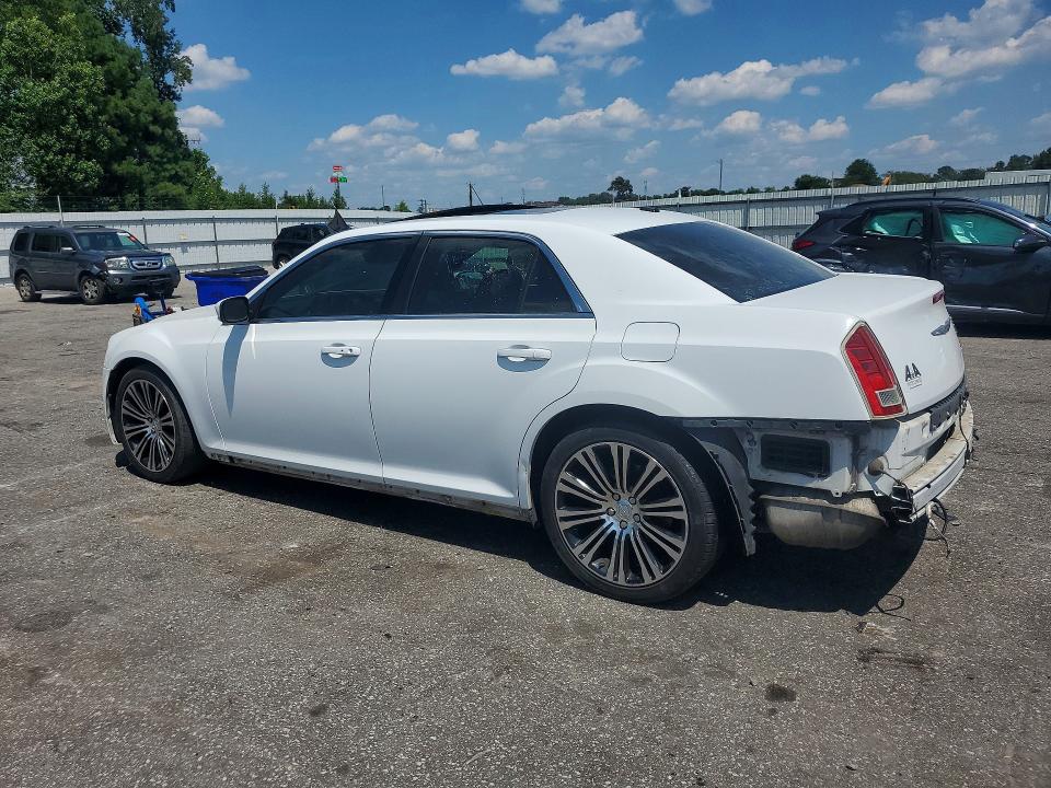Photo 2 from auction – 2013 CHRYSLER 300 with VIN 2C3CCABG3DH504049