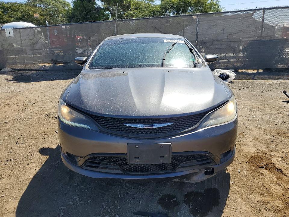 Photo 5 from auction – 2016 CHRYSLER 200 with VIN 1C3CCCBG9GN180550