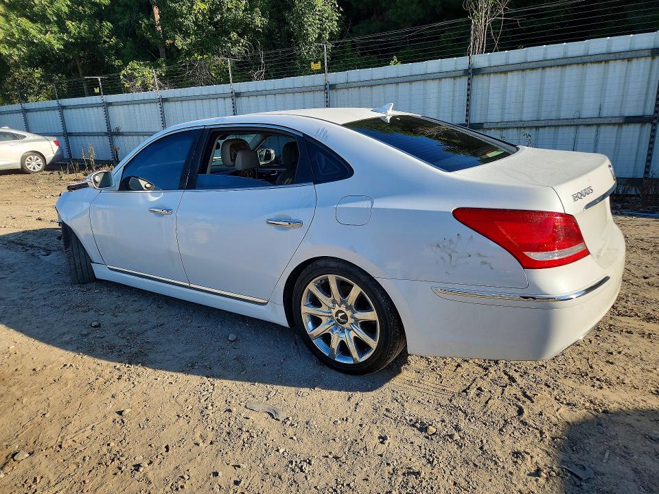 Photo 2 from auction – 2012 HYUNDAI EQUUS with VIN KMHGH4JH3CU055960