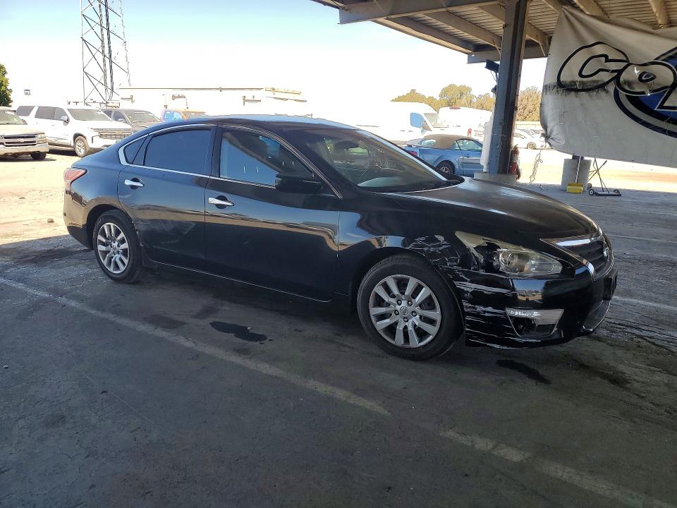 Photo 4 from auction – 2013 NISSAN ALTIMA with VIN 1N4AL3AP2DN520529