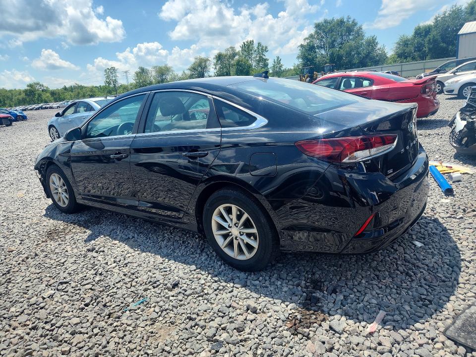 Photo 2 from auction – 2018 HYUNDAI SONATA with VIN 5NPE24AF4JH598415