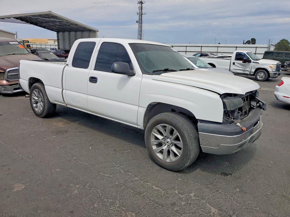 Photo 4 from auction – 2004 CHEVROLET SILVERADO with VIN 1GCEC19X54Z310472