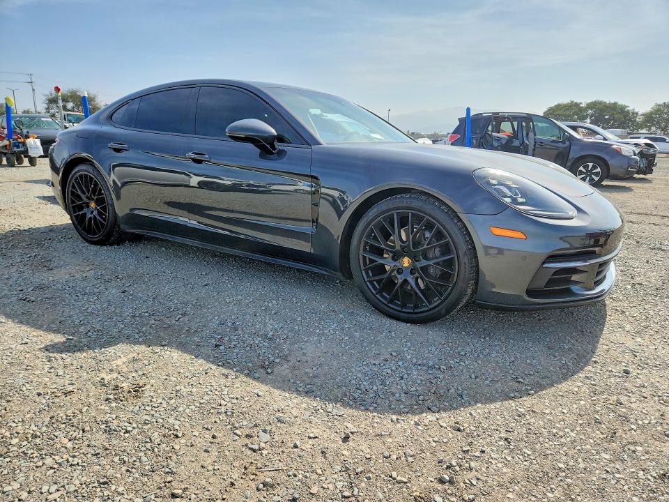 Photo 4 from auction – 2018 PORSCHE PANAMERA with VIN WP0AA2A77JL103666