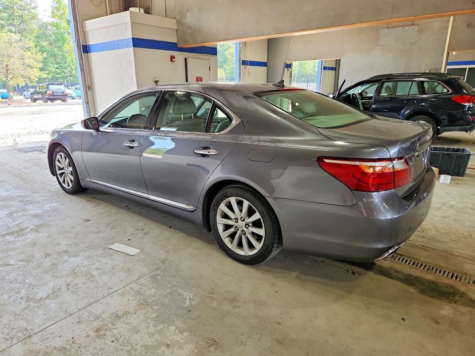 Photo 2 from auction – 2012 LEXUS LS with VIN JTHCL5EF6C5012691