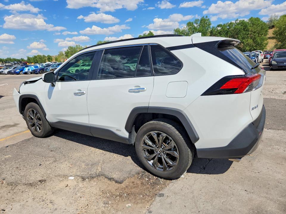 Photo 2 from auction – 2024 TOYOTA RAV4 with VIN JTMD6RFV3RD550435