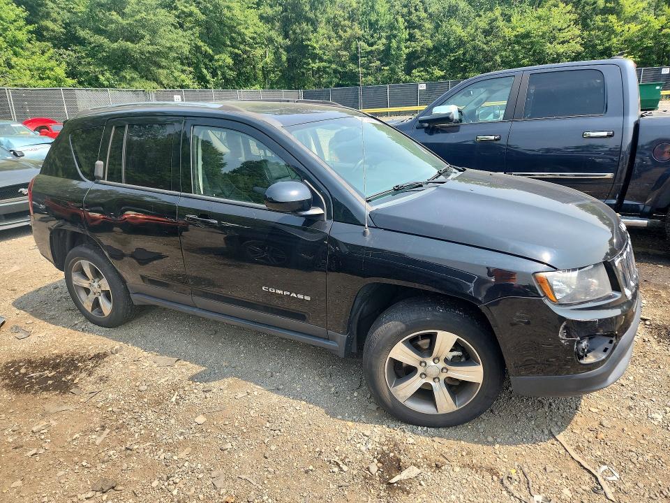 Photo 4 from auction – 2016 JEEP COMPASS with VIN 1C4NJDEB3GD696926
