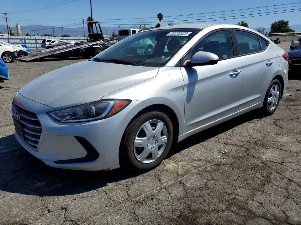 صورة رقم 1 من المزاد - 2017 HYUNDAI ELANTRA مع VIN 5NPD74LF3HH098024