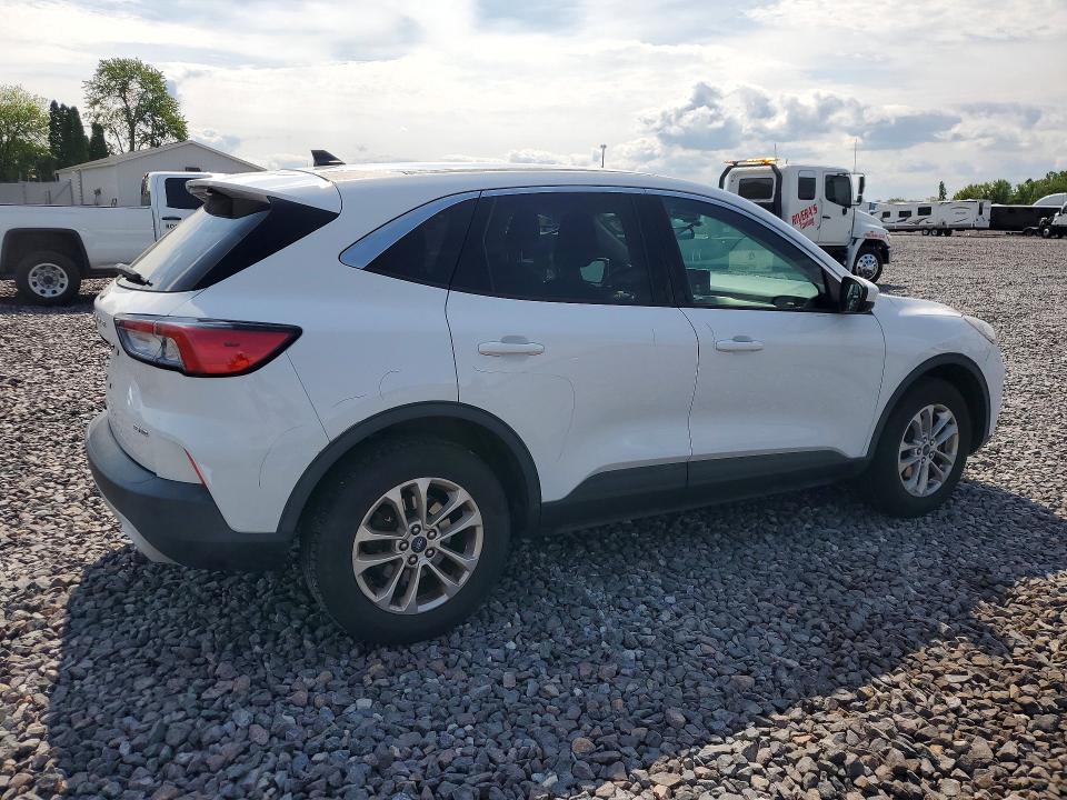 Photo 3 from auction – 2021 FORD ESCAPE with VIN 1FMCU9G68MUA30485