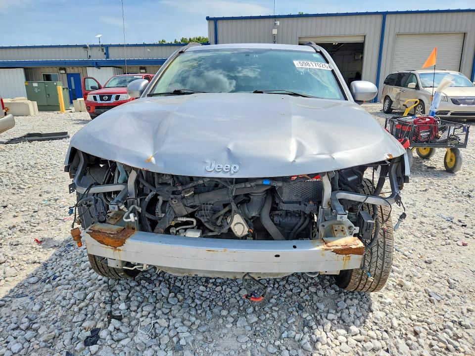 Photo 5 from auction – 2017 JEEP COMPASS with VIN 1C4NJDEB8HD126566