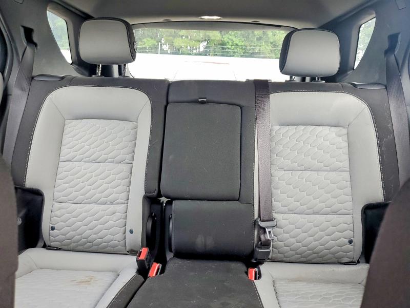 Photo 10 from auction – 2018 CHEVROLET EQUINOX with VIN 2GNAXHEV1J6300908