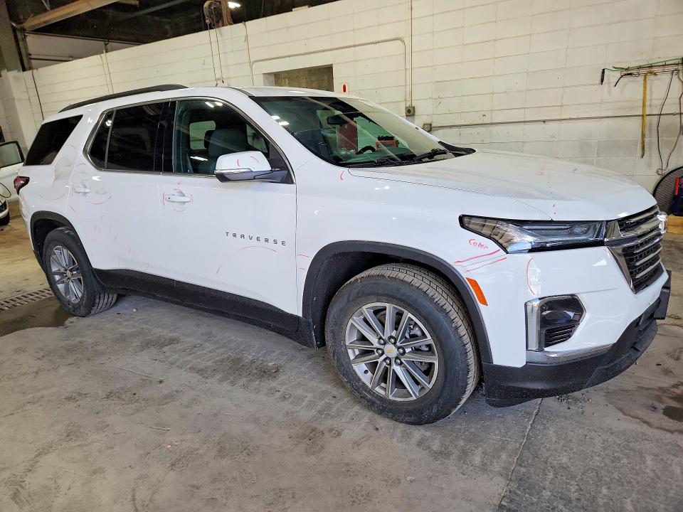 Photo 4 from auction – 2022 CHEVROLET TRAVERSE with VIN 1GNEVGKW2NJ166742