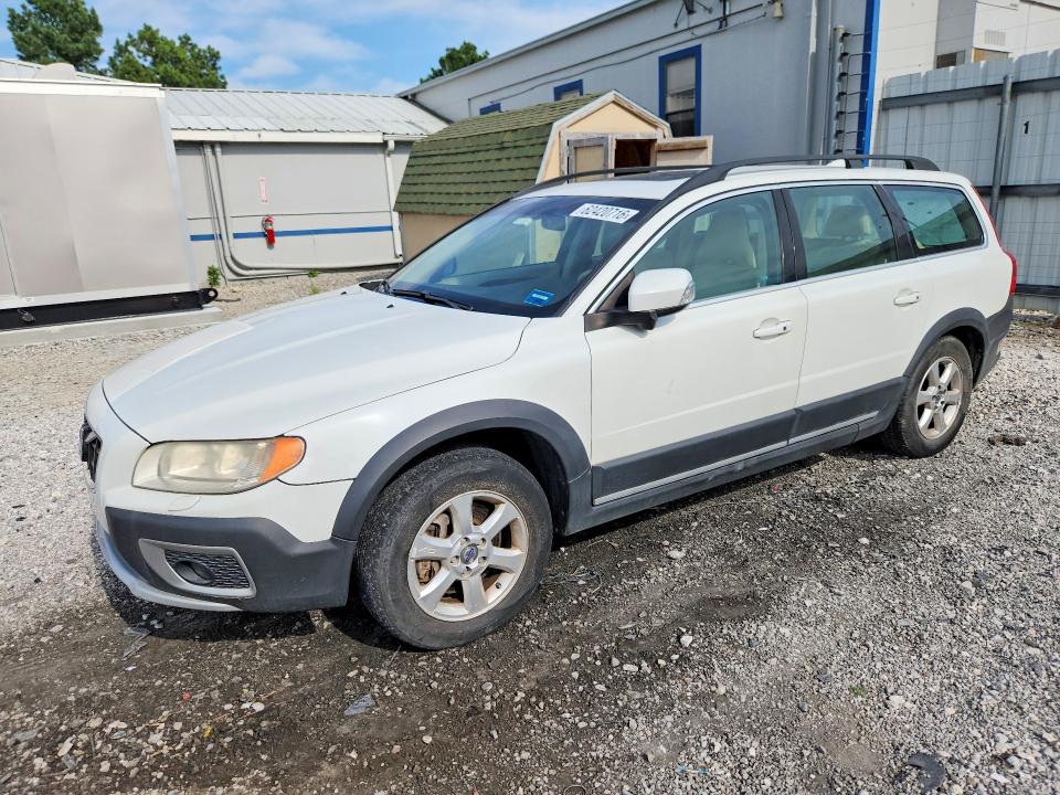 VOLVO XC70 2011 with VIN YV4952BZ1B1094951 - Photo from auction