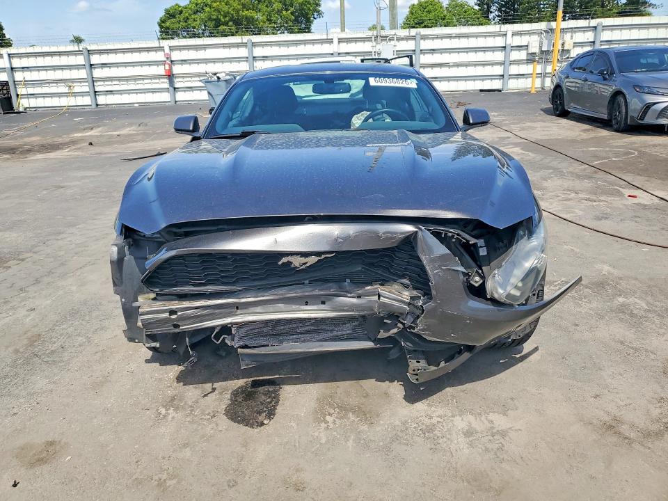 Photo 5 from auction – 2017 FORD MUSTANG with VIN 1FA6P8AM3H5202373