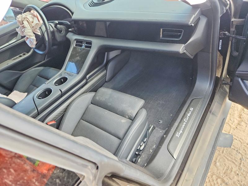 Photo 8 from auction – 2021 PORSCHE TAYCAN with VIN WP0AC2Y11MSA62167