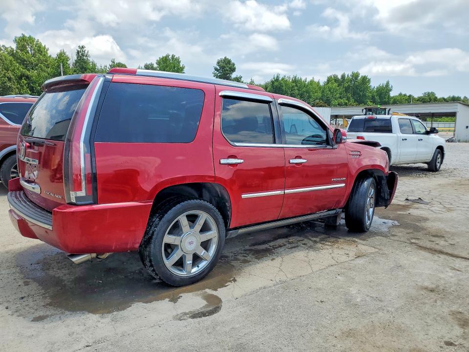 Photo 3 from auction – 2013 CADILLAC ESCALADE with VIN 1GYS4CEF2DR230727