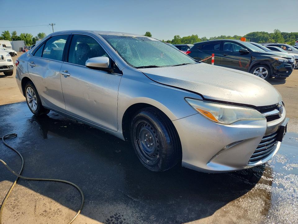 Photo 4 from auction – 2015 TOYOTA CAMRY with VIN 4T1BF1FK4FU876878